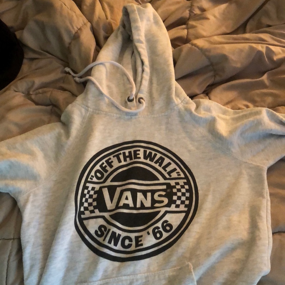 XS too small for me :() LMK if interested ! 😃😇